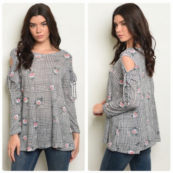 4/$24 SALE - GINGHAM FLORAL LONG SLEEVE TOP - Picture 5 of 6